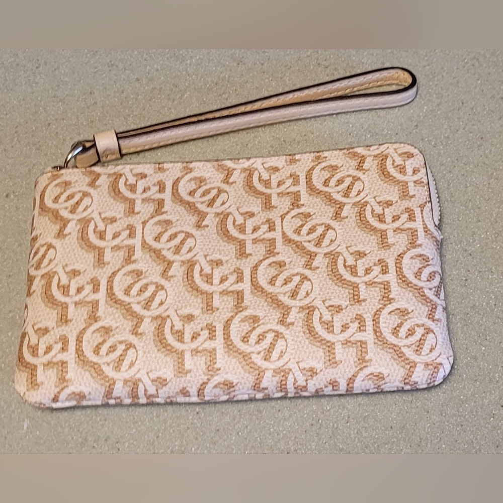 New Coach wristlet